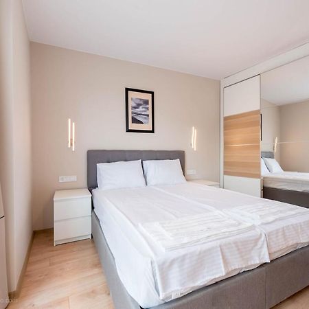 Sea Stories Apartments Варна Экстерьер фото