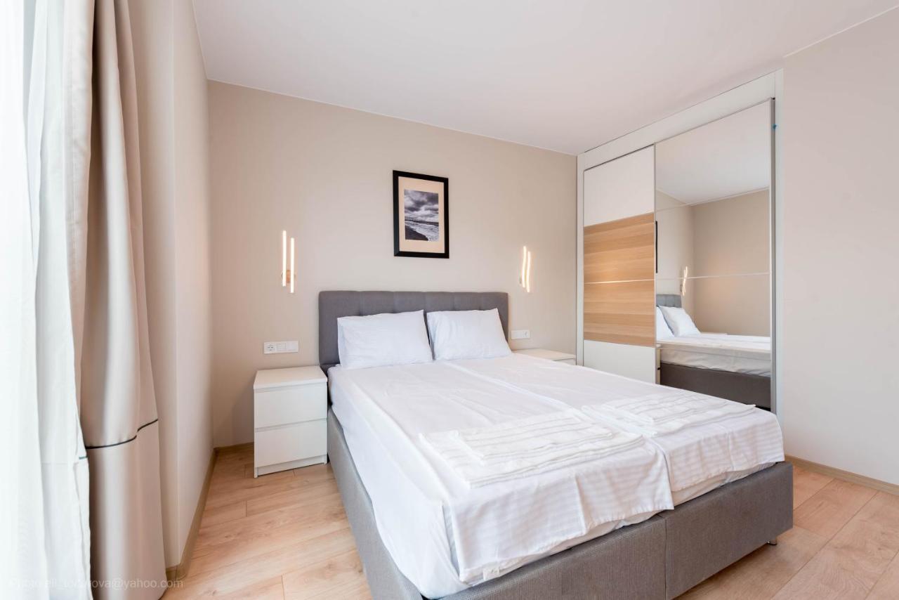 Sea Stories Apartments Варна Экстерьер фото