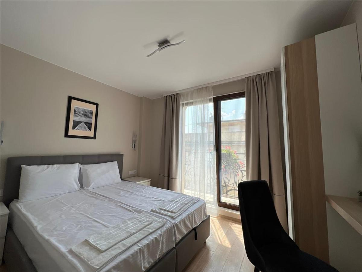 Sea Stories Apartments Варна Экстерьер фото