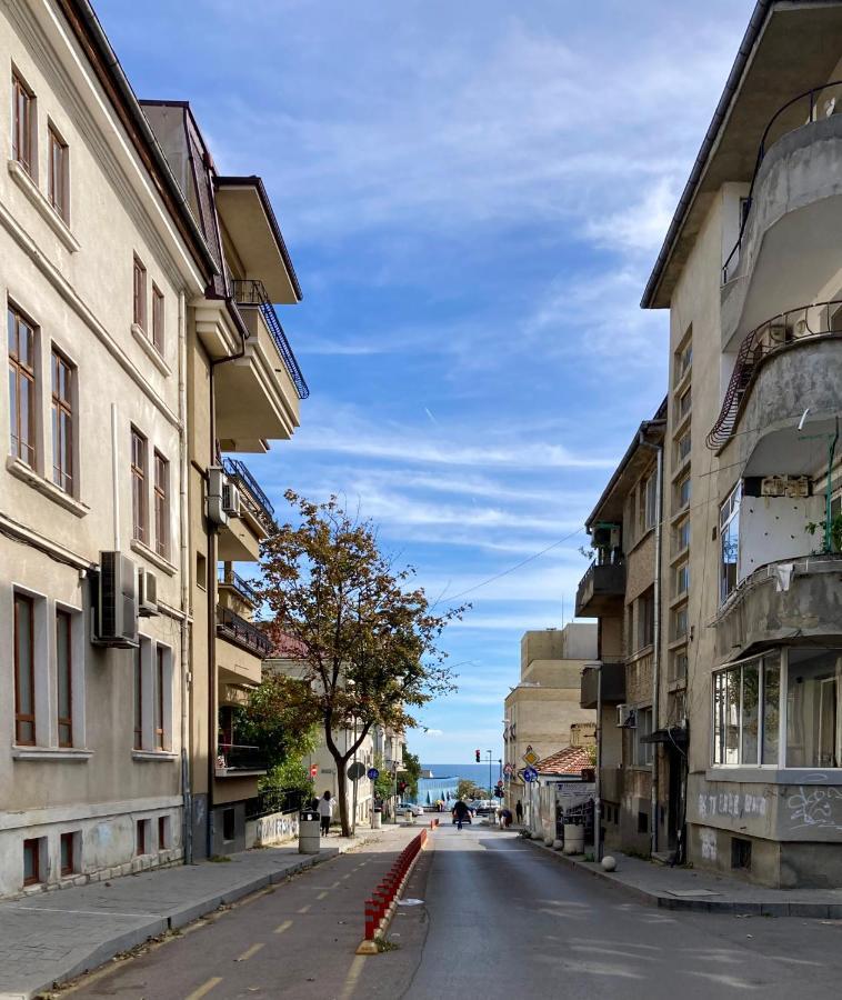 Sea Stories Apartments Варна Экстерьер фото